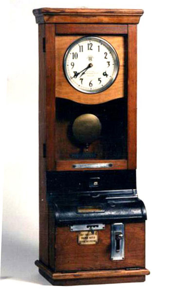 International Time Recording Company (ITR) short case card recorder